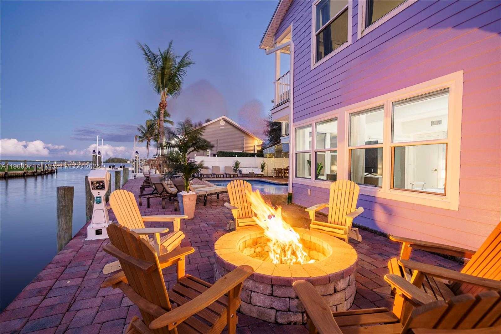 Small Image of 474 PENINSULA DR, Fort Pierce Number 39