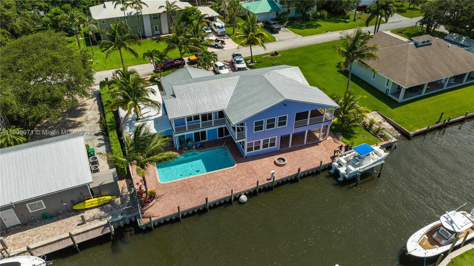 Small Image of 474 PENINSULA DR, Fort Pierce Number 64