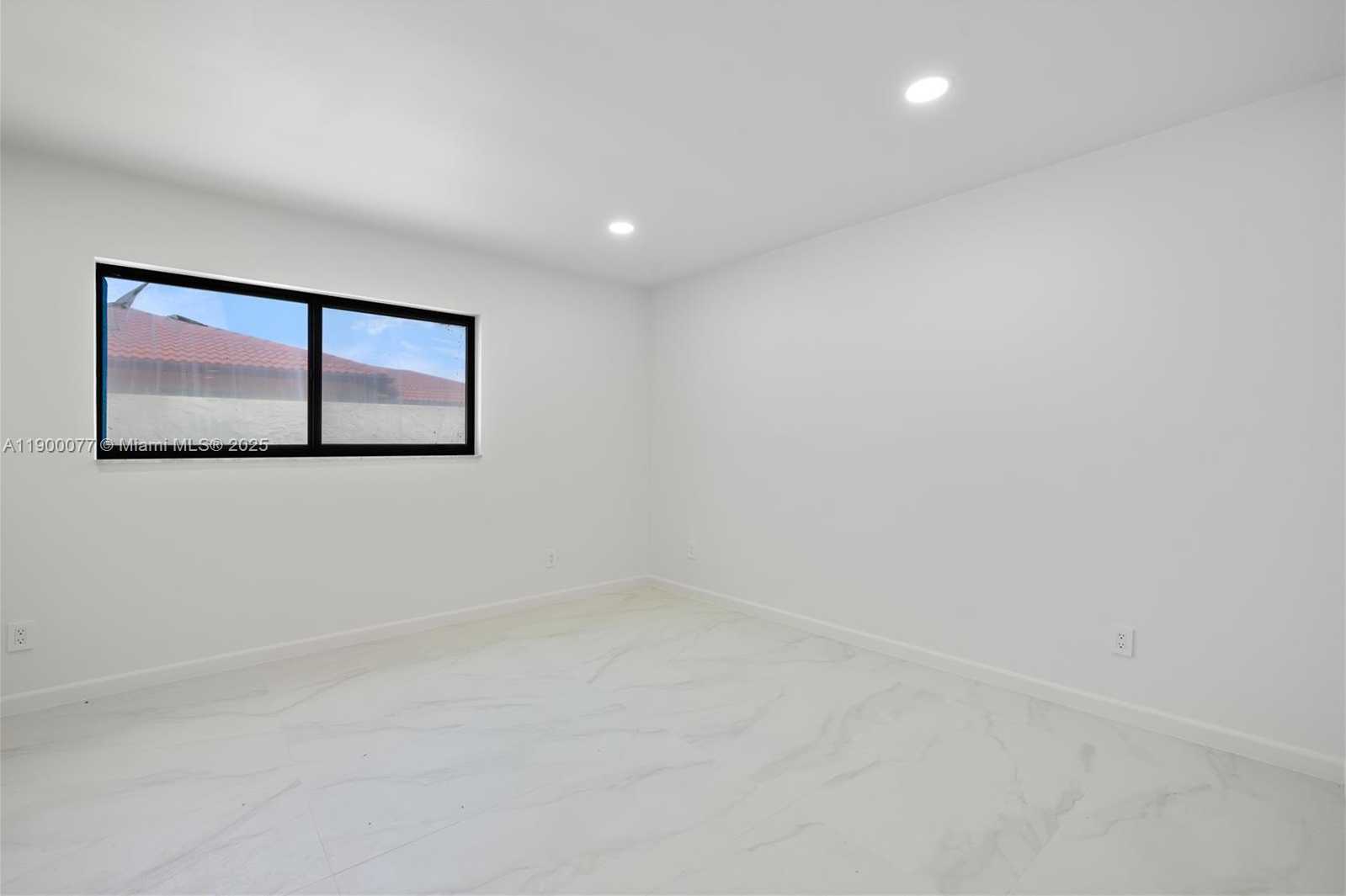 Small Image of 2415 NORTH EAST 35TH DR, Fort Lauderdale Number 15