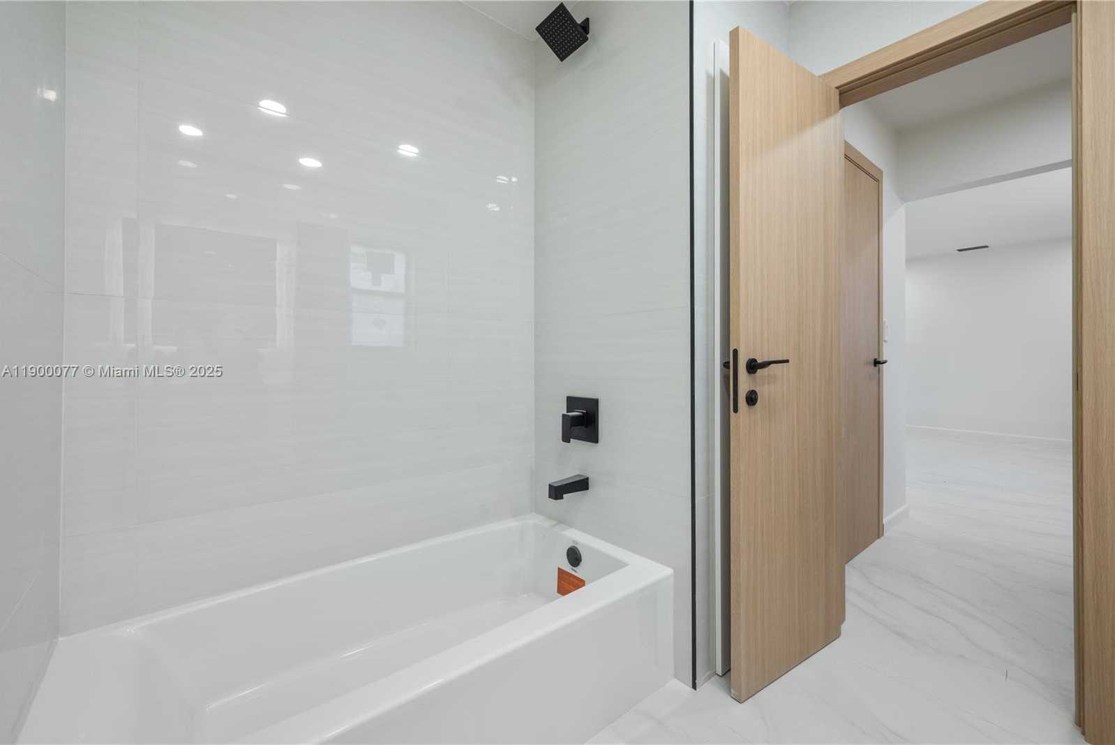 Small Image of 2415 NORTH EAST 35TH DR, Fort Lauderdale Number 18