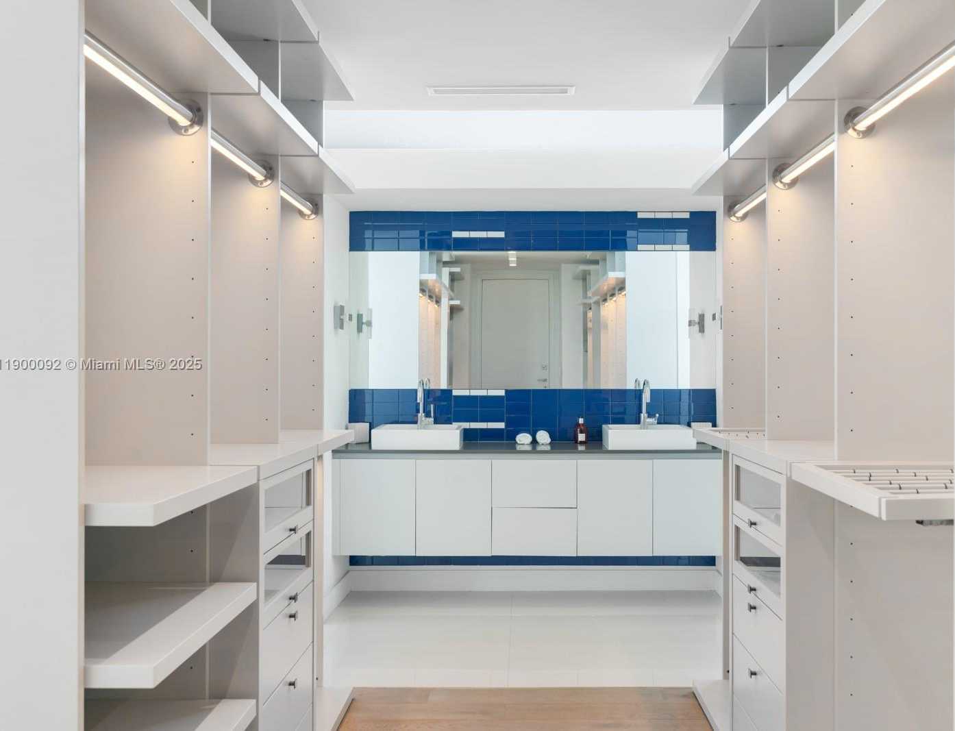 Small Image of 440 SOUTH HIBISCUS DR, Miami Beach Number 35