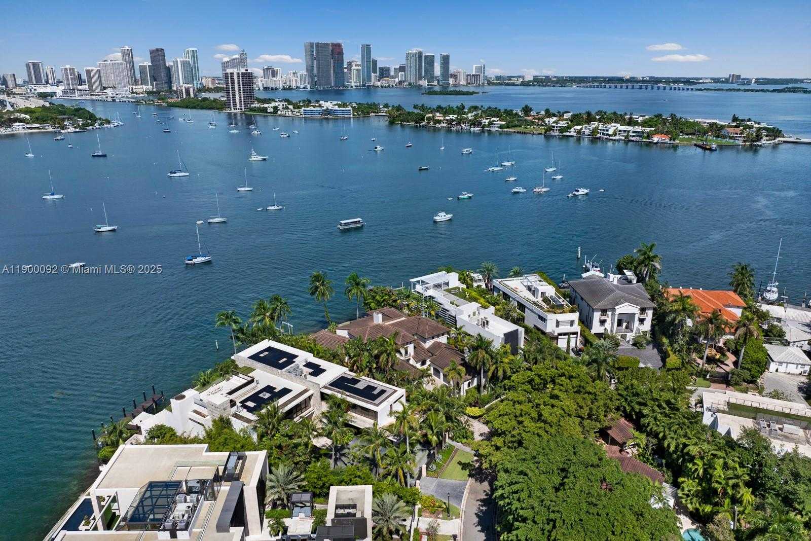 Small Image of 440 SOUTH HIBISCUS DR, Miami Beach Number 83