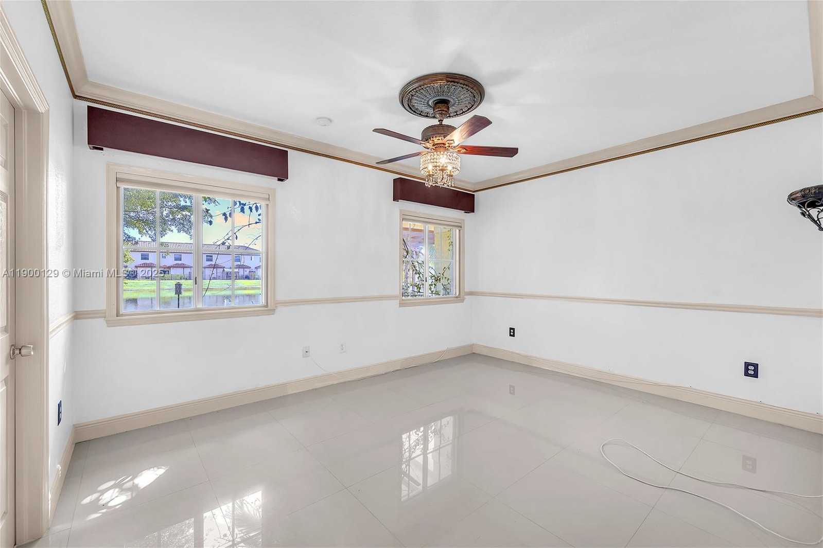 Small Image of 441 SOUTH EAST 31ST AVE, Homestead Number 14