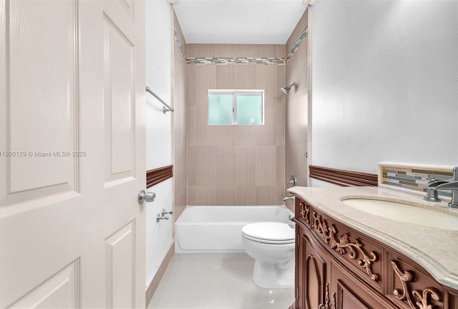 Small Image of 441 SOUTH EAST 31ST AVE, Homestead Number 17
