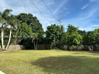 Small Image of 524 NORTH WEST 14TH ST, Homestead Number 13