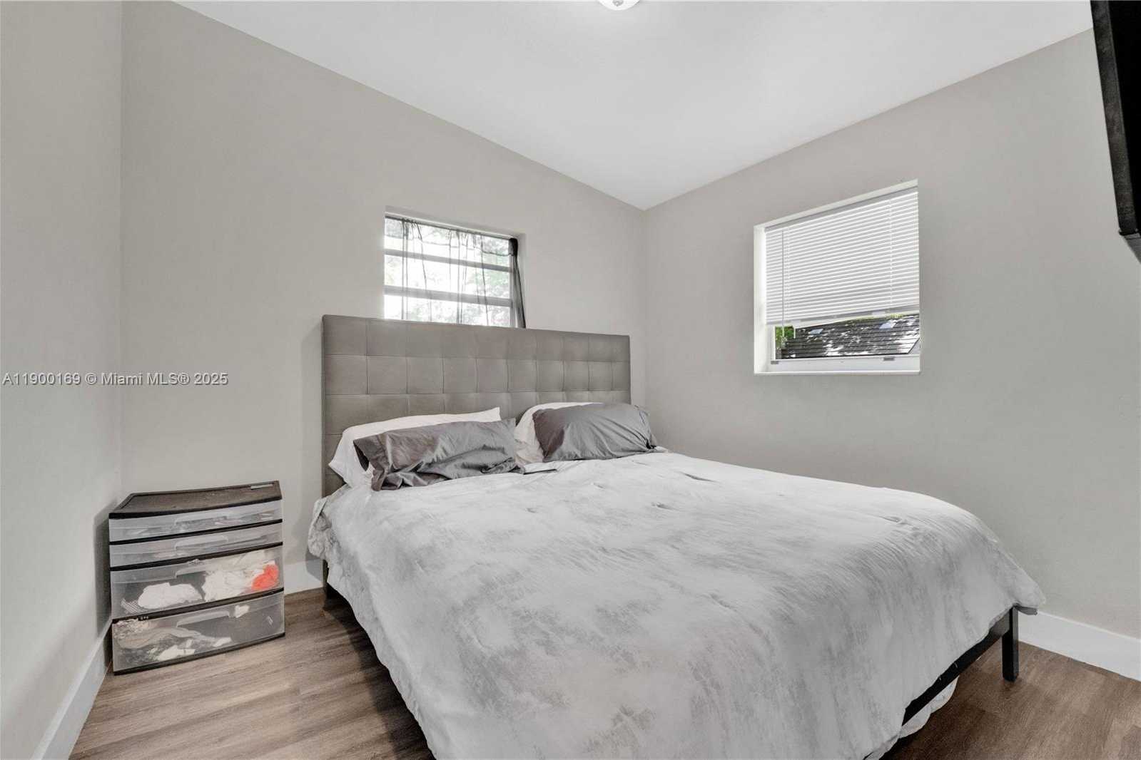 Small Image of 1841 NORTH WEST 26TH AVE, Fort Lauderdale Number 10