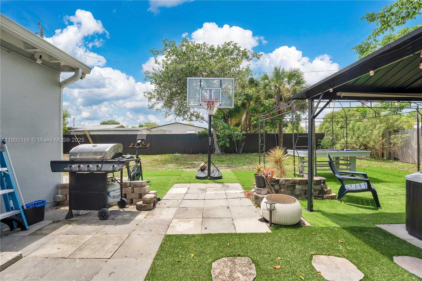 Small Image of 1841 NORTH WEST 26TH AVE, Fort Lauderdale Number 17