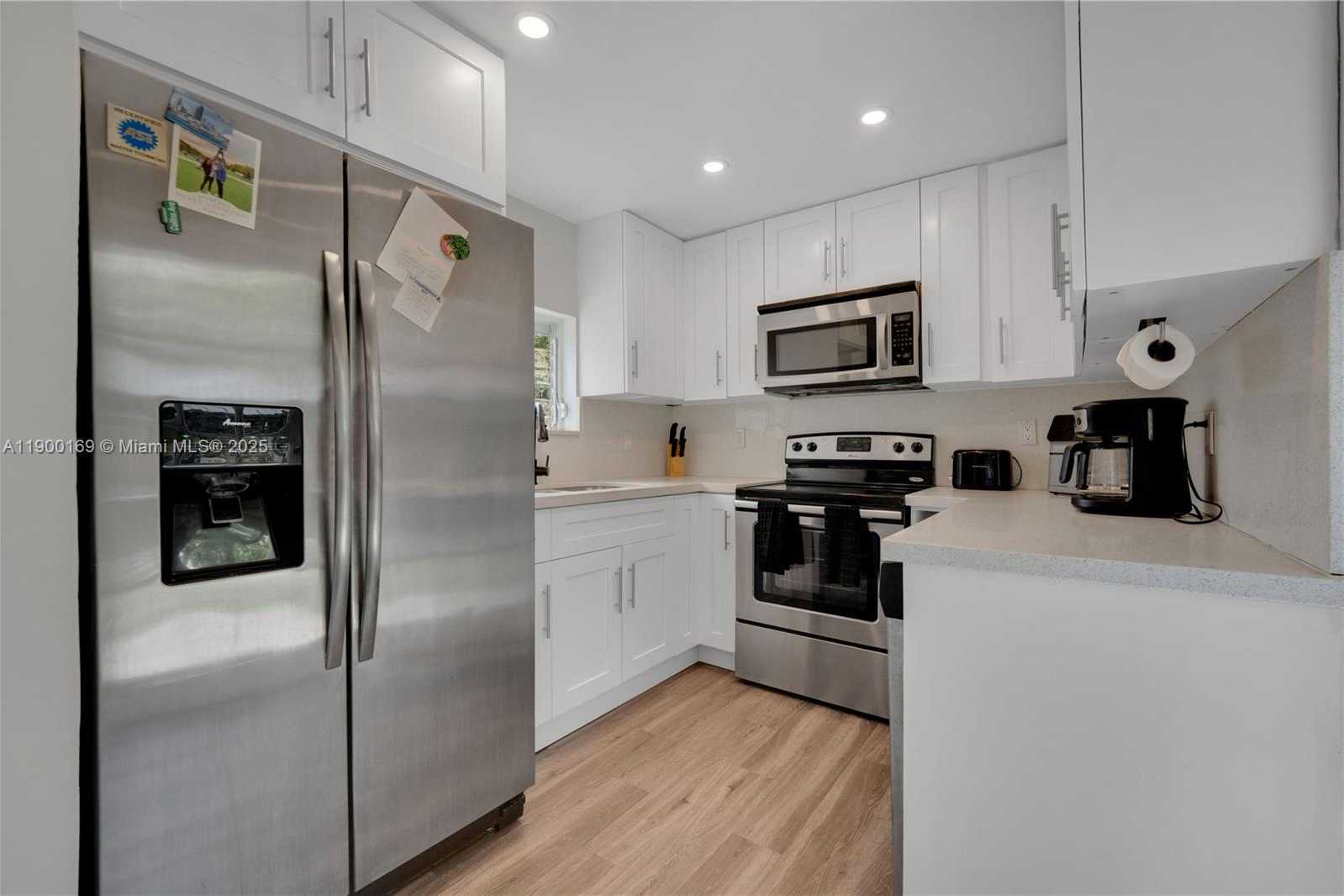 Small Image of 1841 NORTH WEST 26TH AVE, Fort Lauderdale Number 8