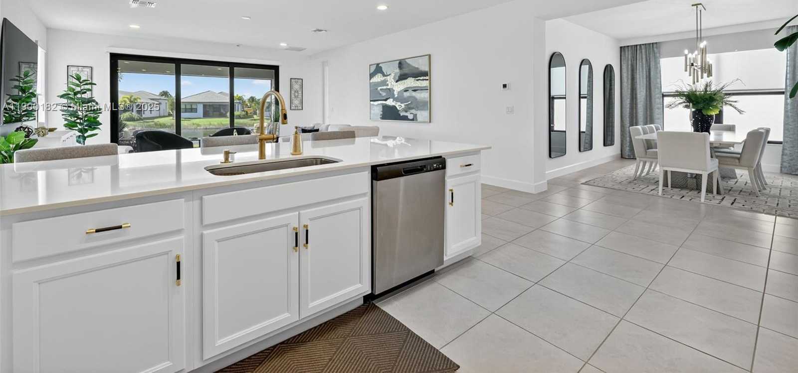 Small Image of 12446 SOUTH WEST ALONGSHORE DR, Port St. Lucie Number 10