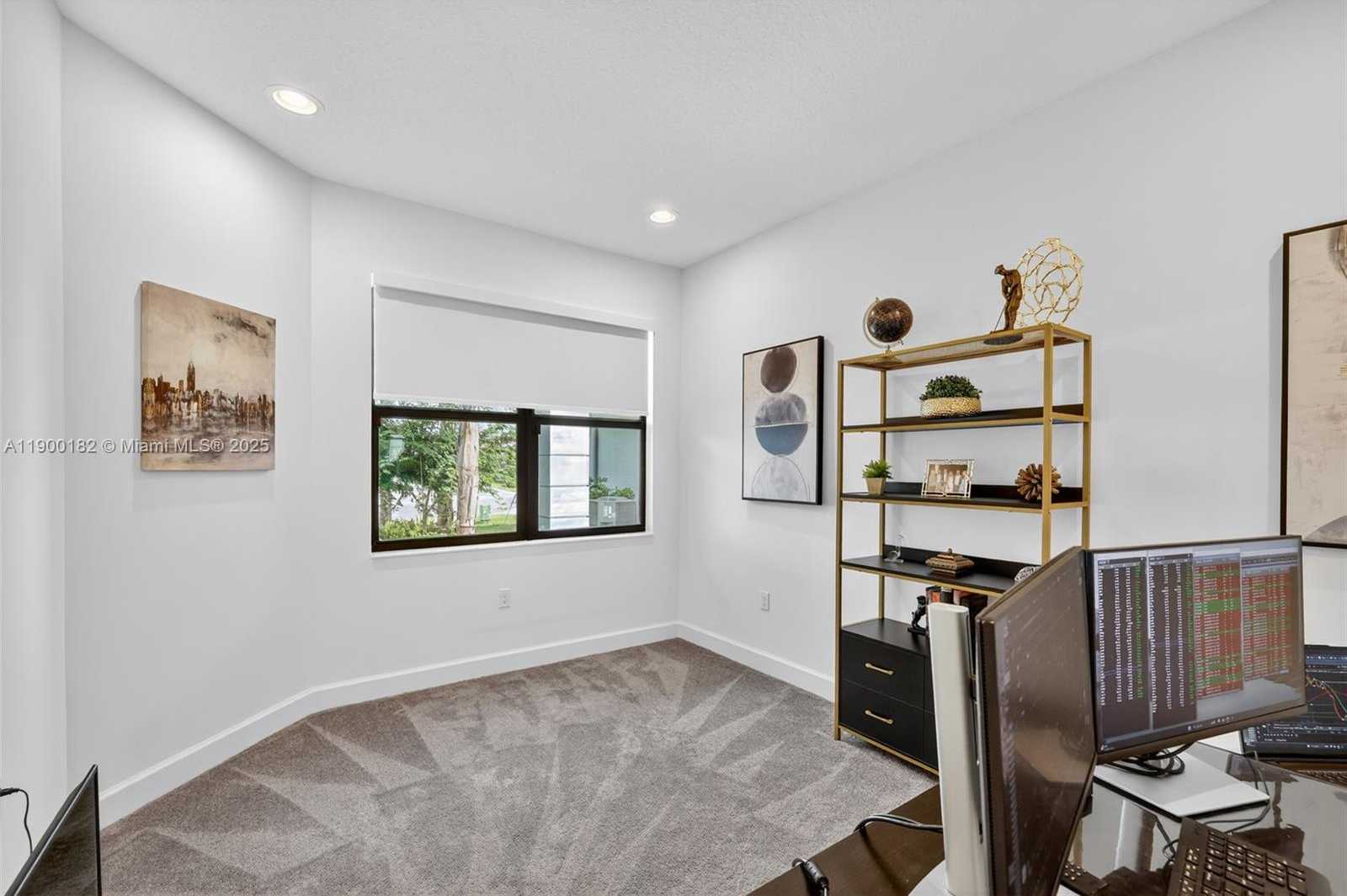 Small Image of 12446 SOUTH WEST ALONGSHORE DR, Port St. Lucie Number 25