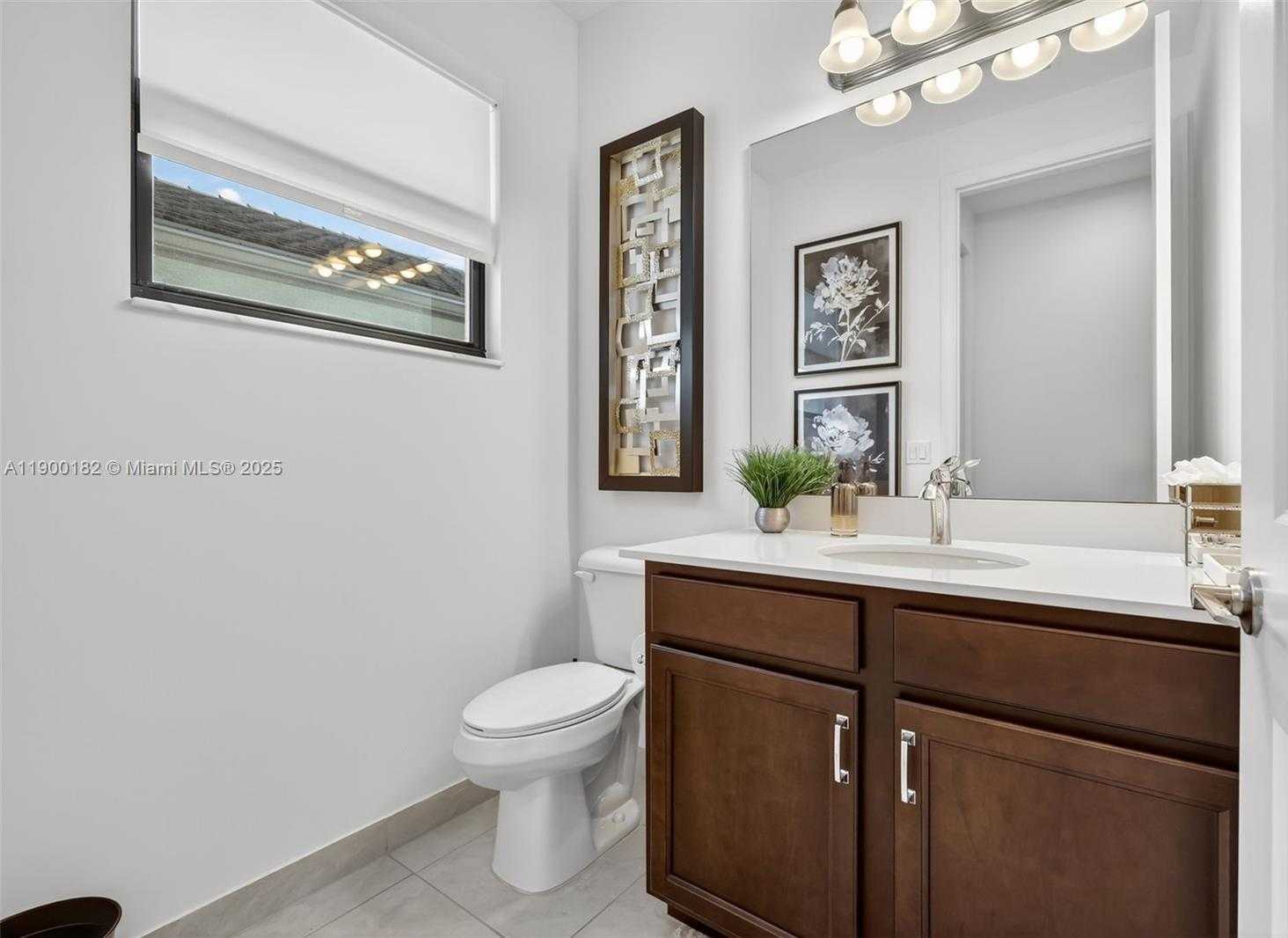 Small Image of 12446 SOUTH WEST ALONGSHORE DR, Port St. Lucie Number 27