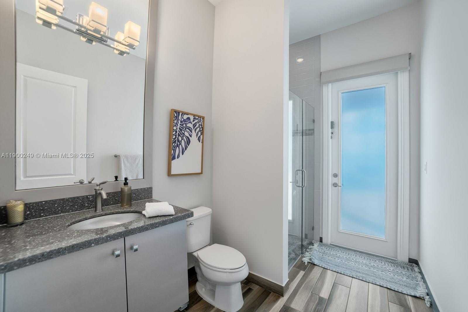 Small Image of 8445 EAST WATERCREST CIR E, Parkland Number 19