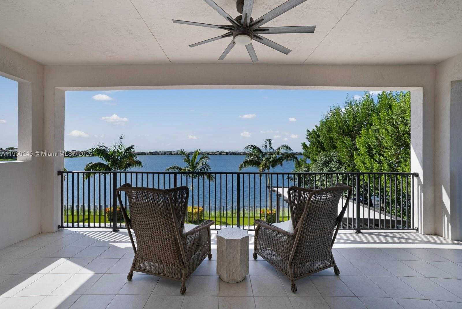 Small Image of 8445 EAST WATERCREST CIR E, Parkland Number 40