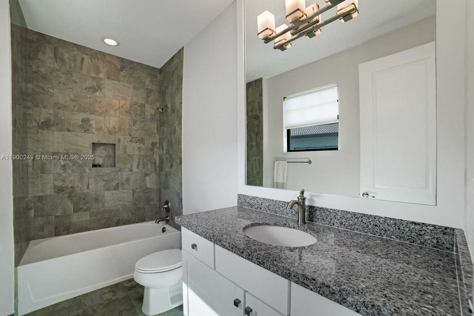 Small Image of 8445 EAST WATERCREST CIR E, Parkland Number 42