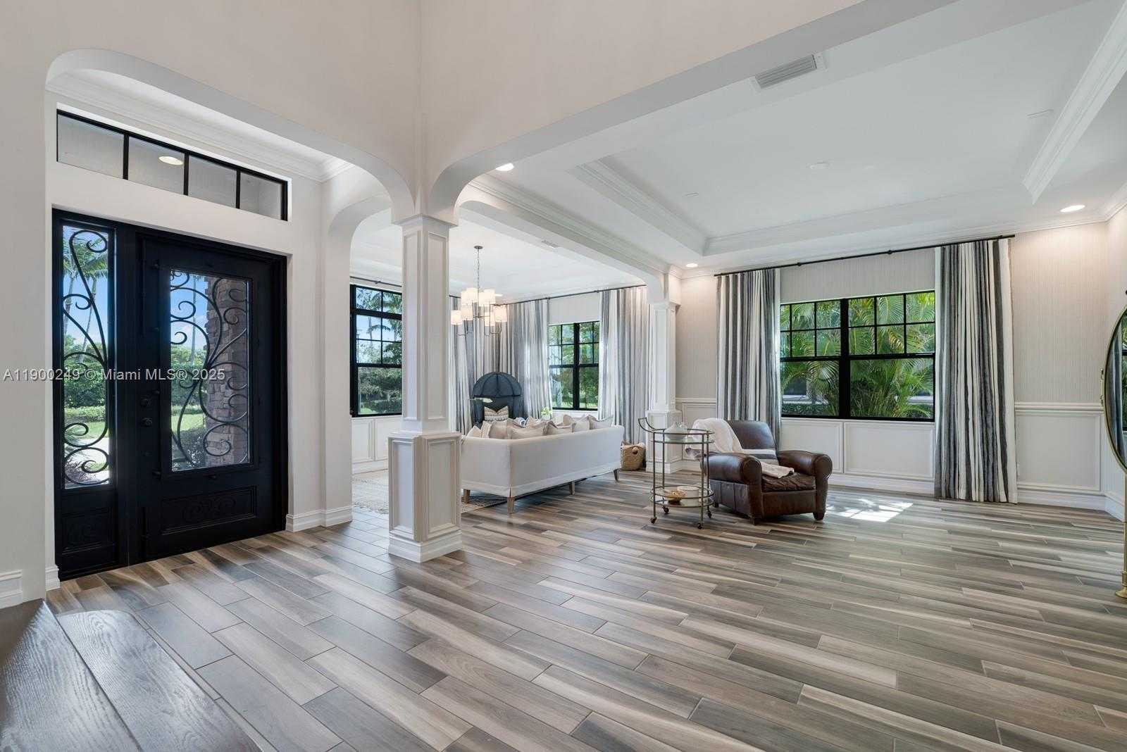 Small Image of 8445 EAST WATERCREST CIR E, Parkland Number 5