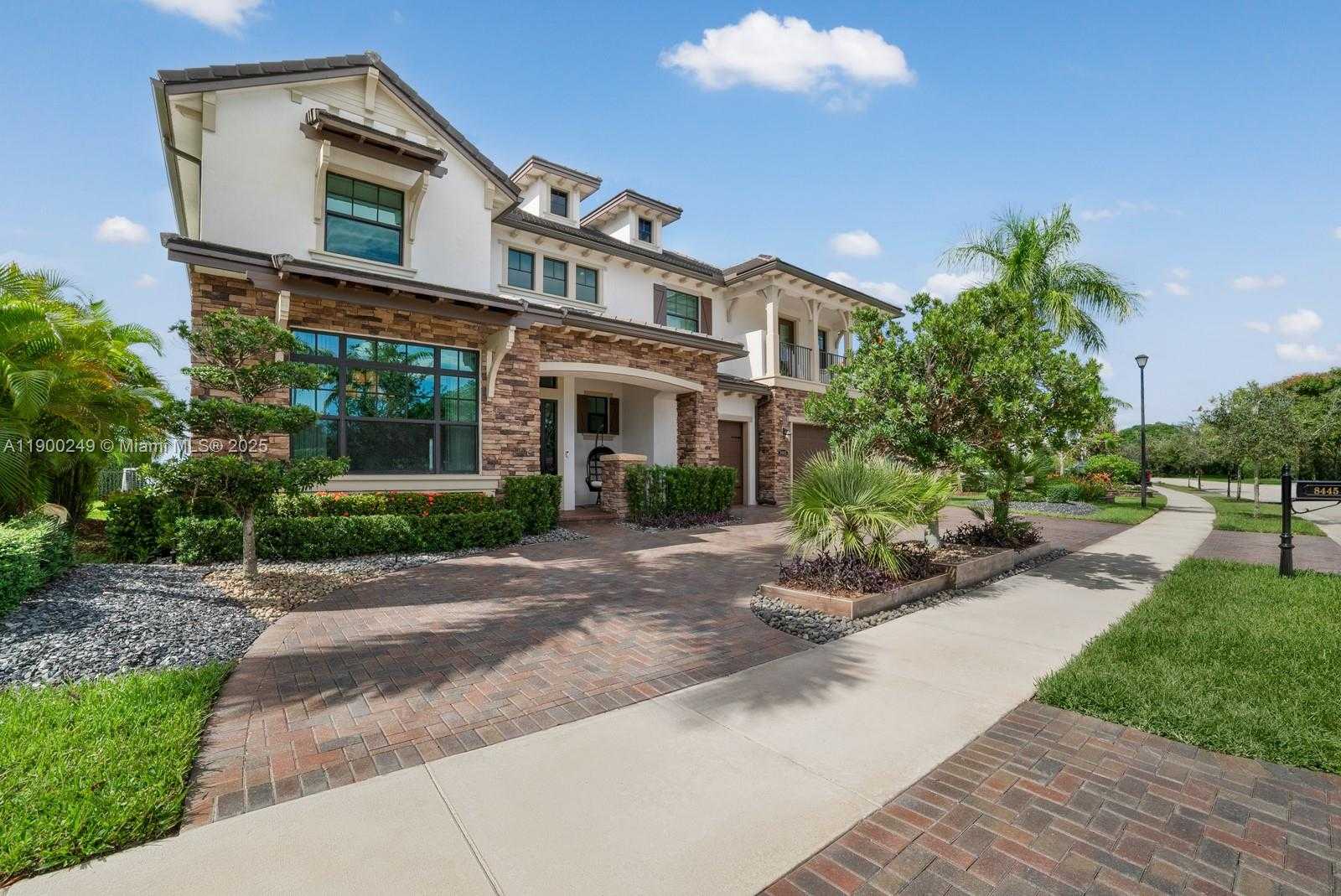 Small Image of 8445 EAST WATERCREST CIR E, Parkland Number 53