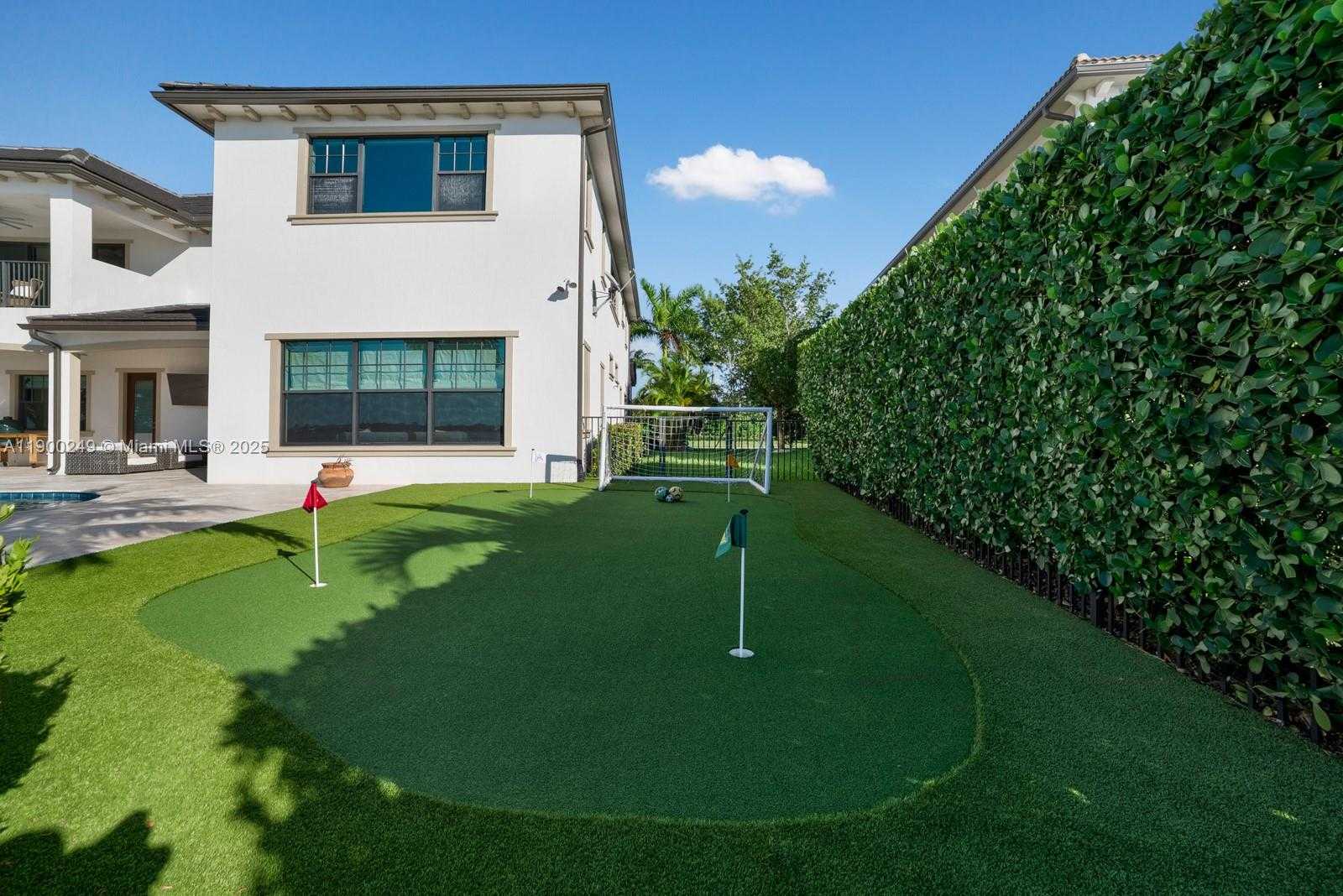 Small Image of 8445 EAST WATERCREST CIR E, Parkland Number 55