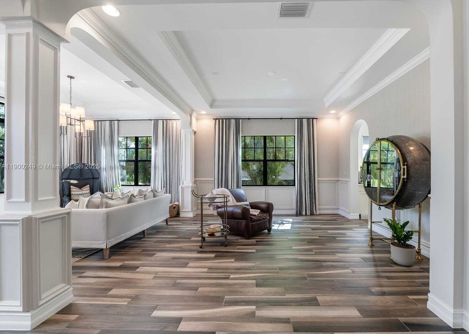 Small Image of 8445 EAST WATERCREST CIR E, Parkland Number 6