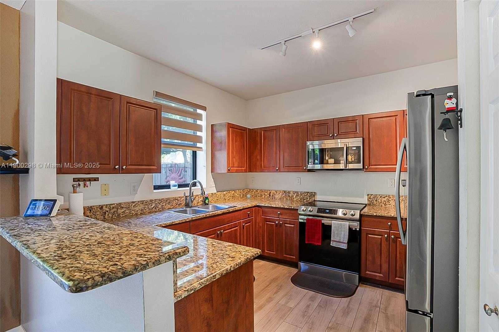 Small Image of 11271 SOUTH WEST 234TH TER, Homestead Number 14
