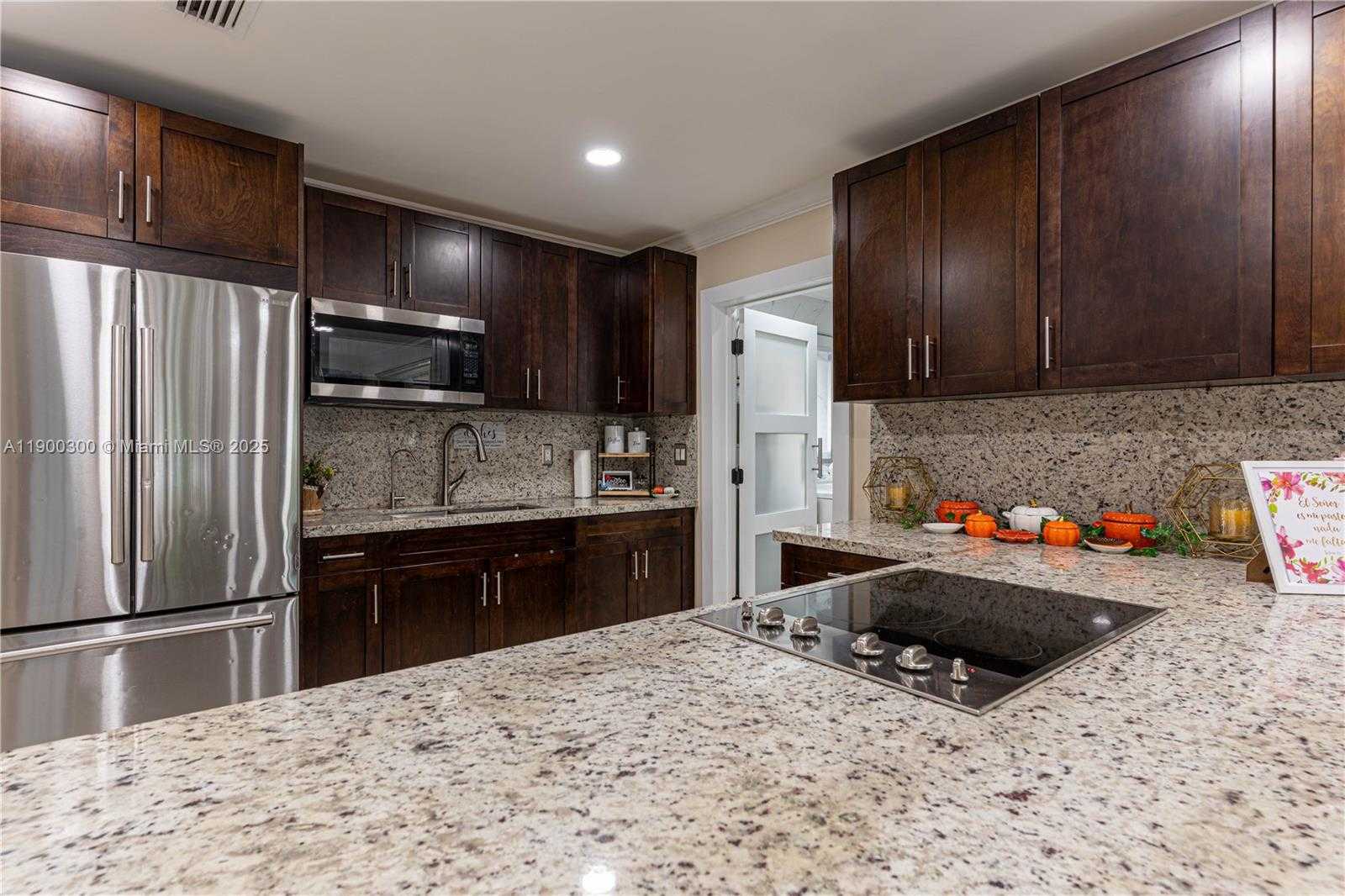 Small Image of 1262 NORTH WEST 172ND TER, Miami Gardens Number 11
