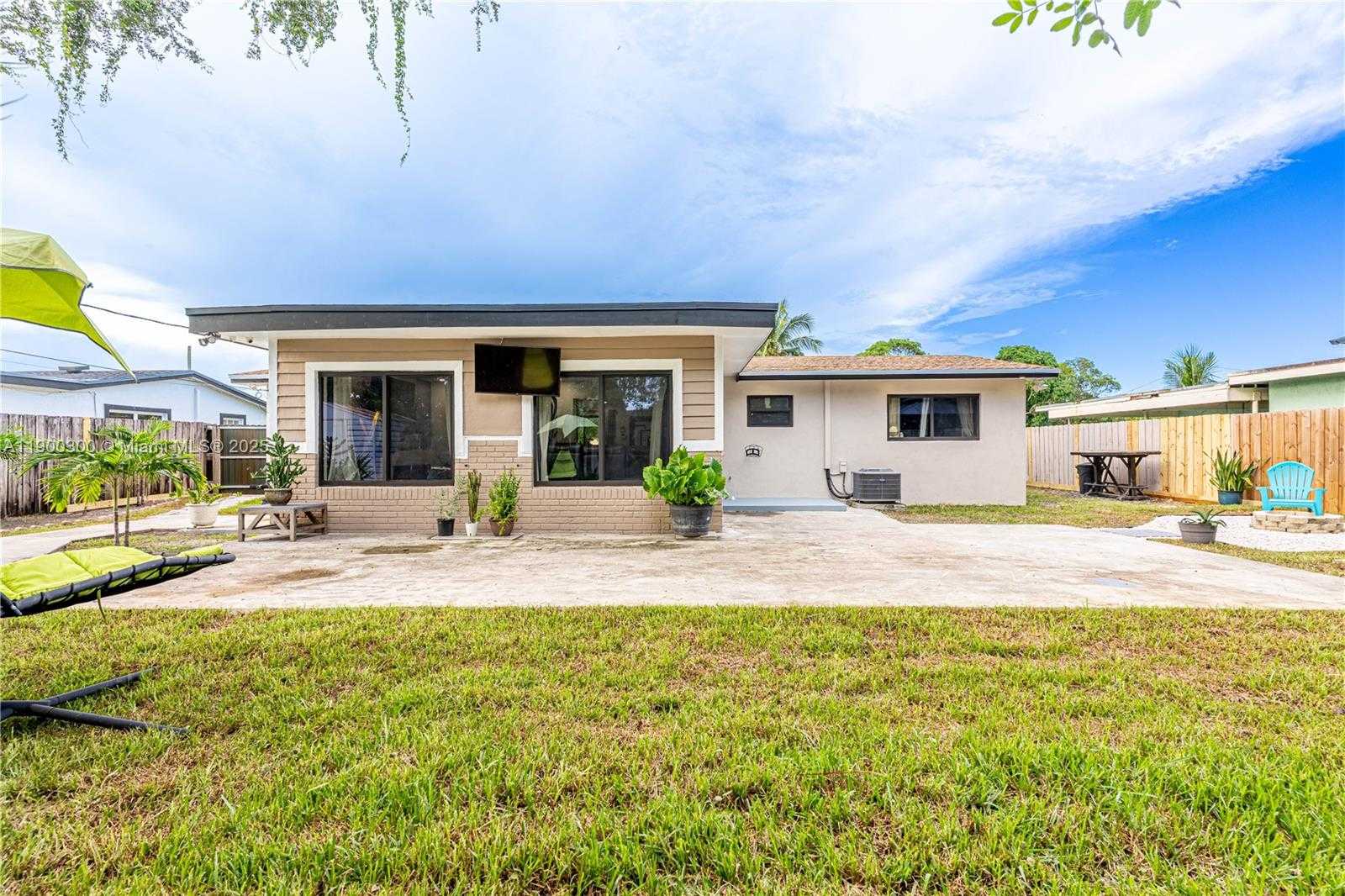 Small Image of 1262 NORTH WEST 172ND TER, Miami Gardens Number 33