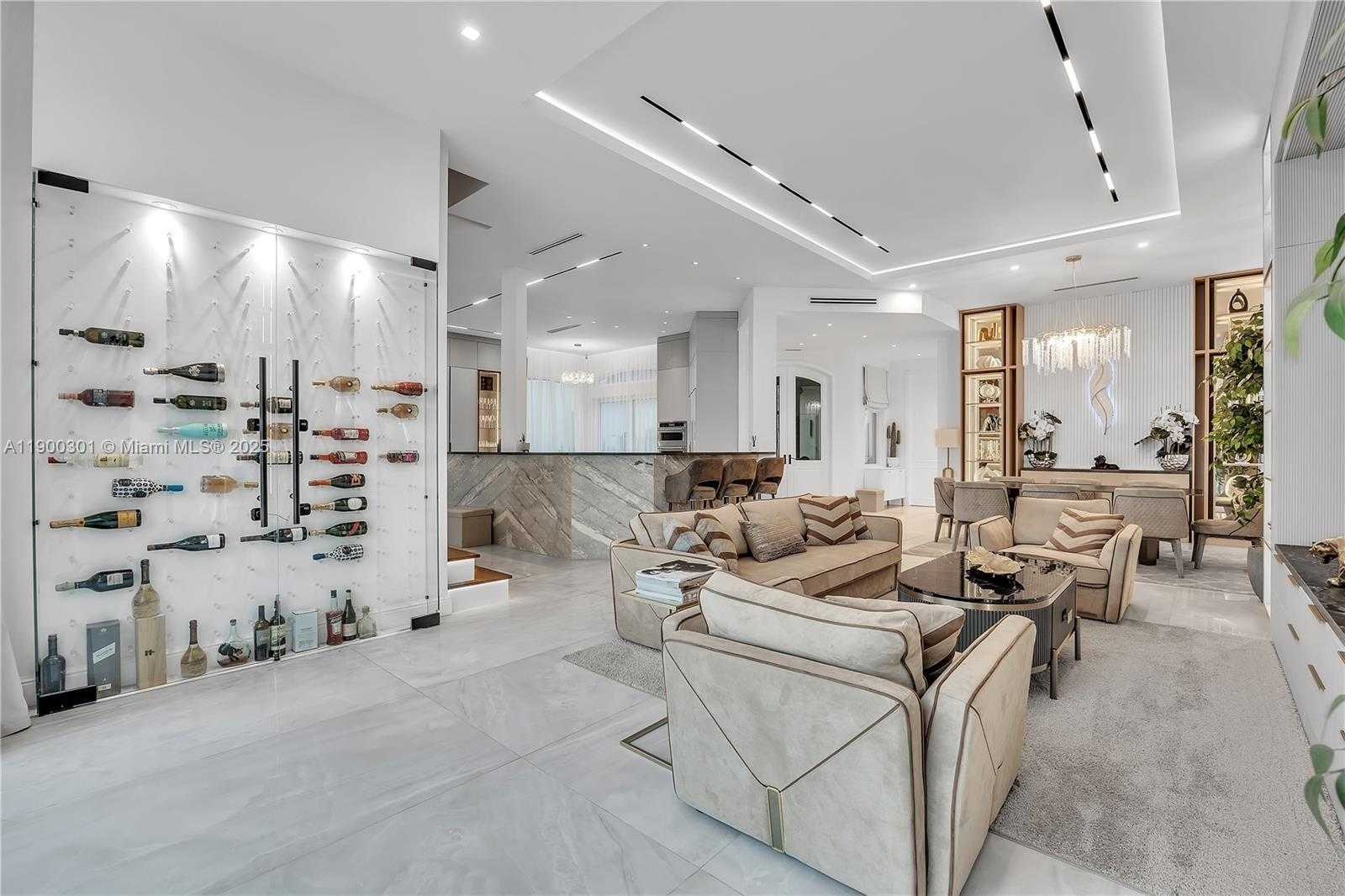Small Image of 1594 SHORELINE WAY, Hollywood Number 2