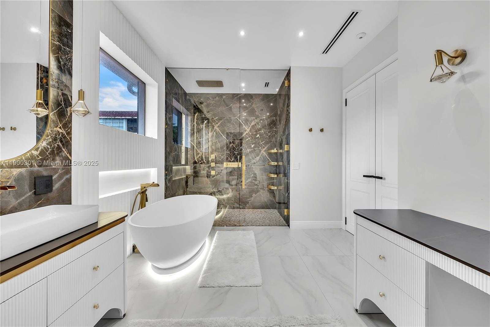 Small Image of 1594 SHORELINE WAY, Hollywood Number 28