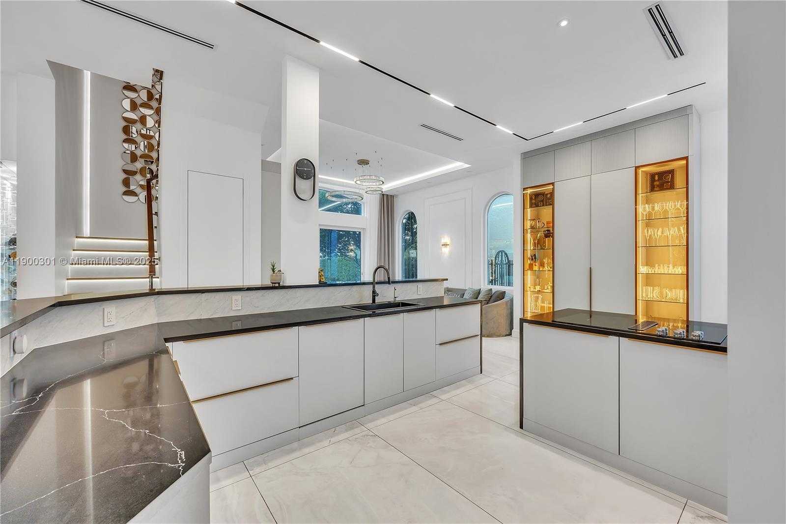 Small Image of 1594 SHORELINE WAY, Hollywood Number 7