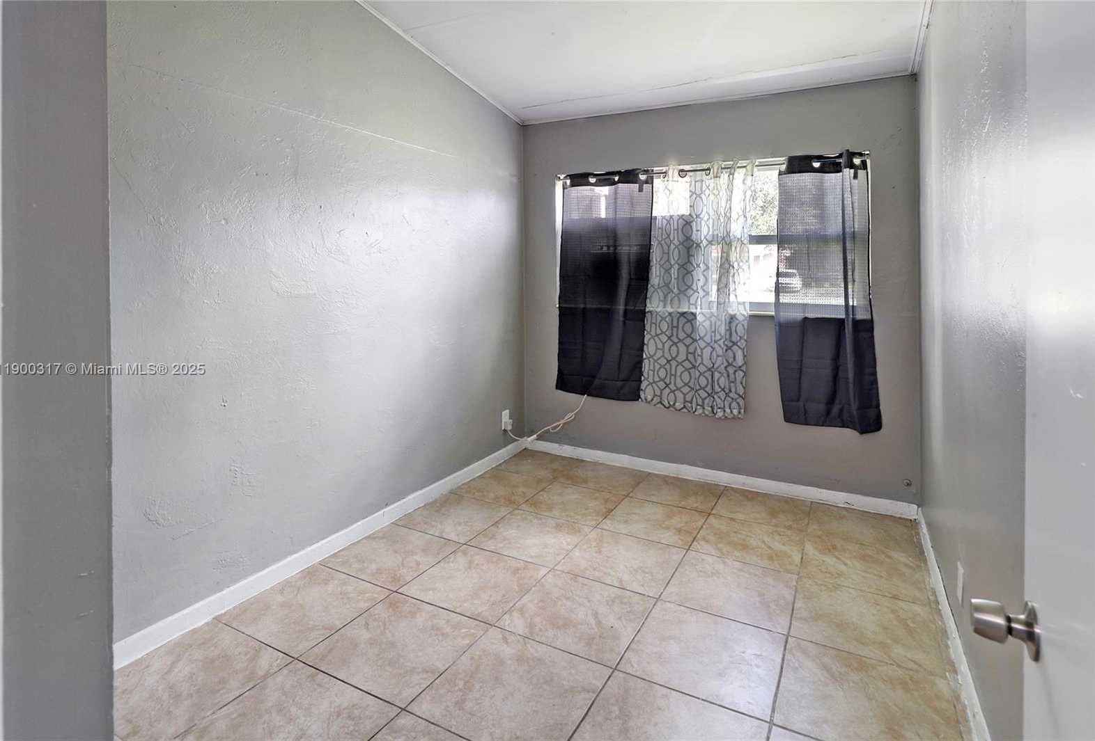 Small Image of 1807 NORTH WEST 15TH AVE, Fort Lauderdale Number 12