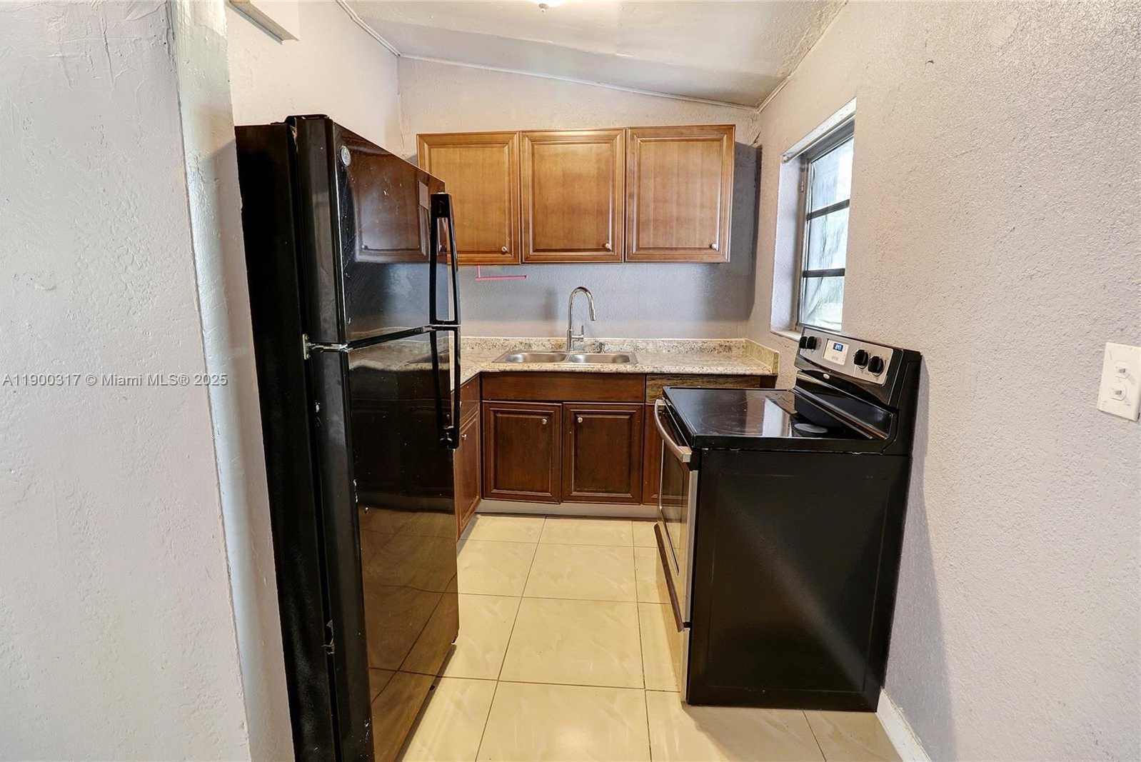 Small Image of 1807 NORTH WEST 15TH AVE, Fort Lauderdale Number 16