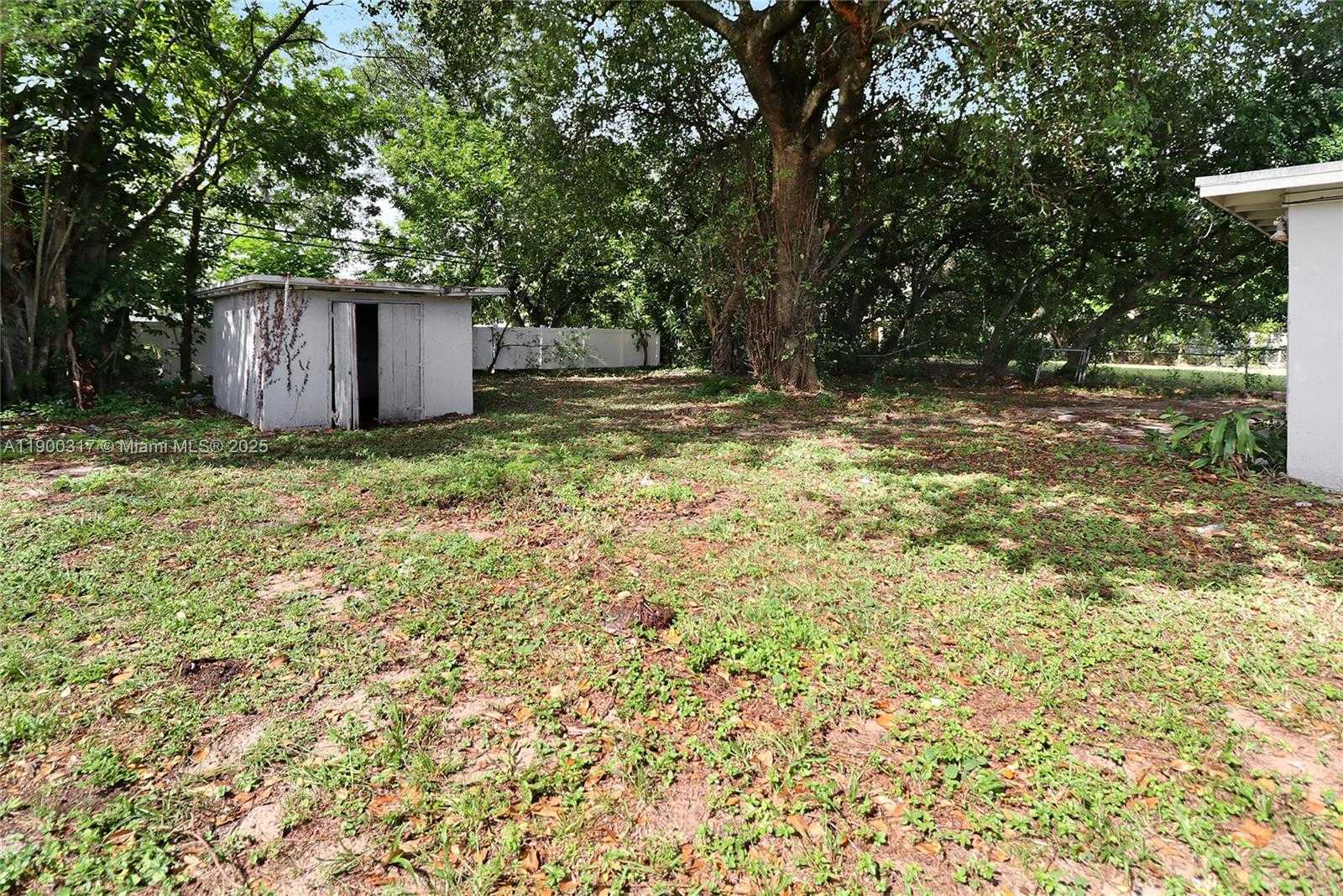 Small Image of 1807 NORTH WEST 15TH AVE, Fort Lauderdale Number 19