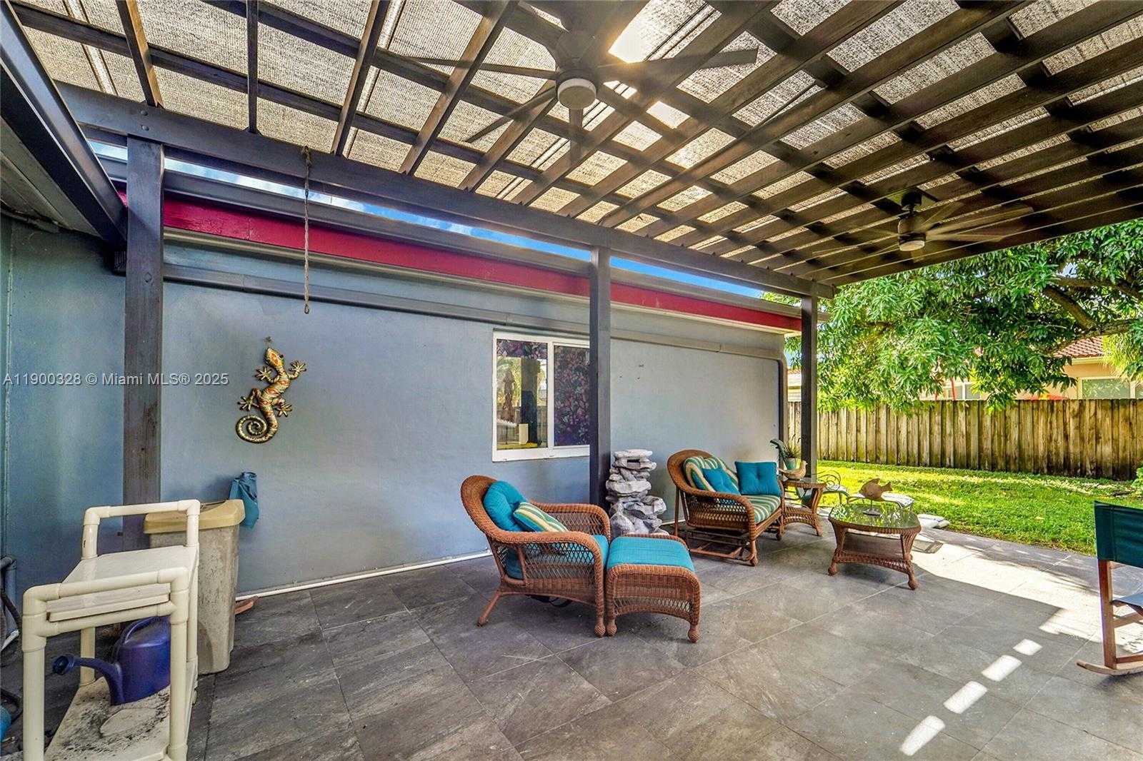 Small Image of 8370 NORTH WEST 185TH ST, Hialeah Number 20