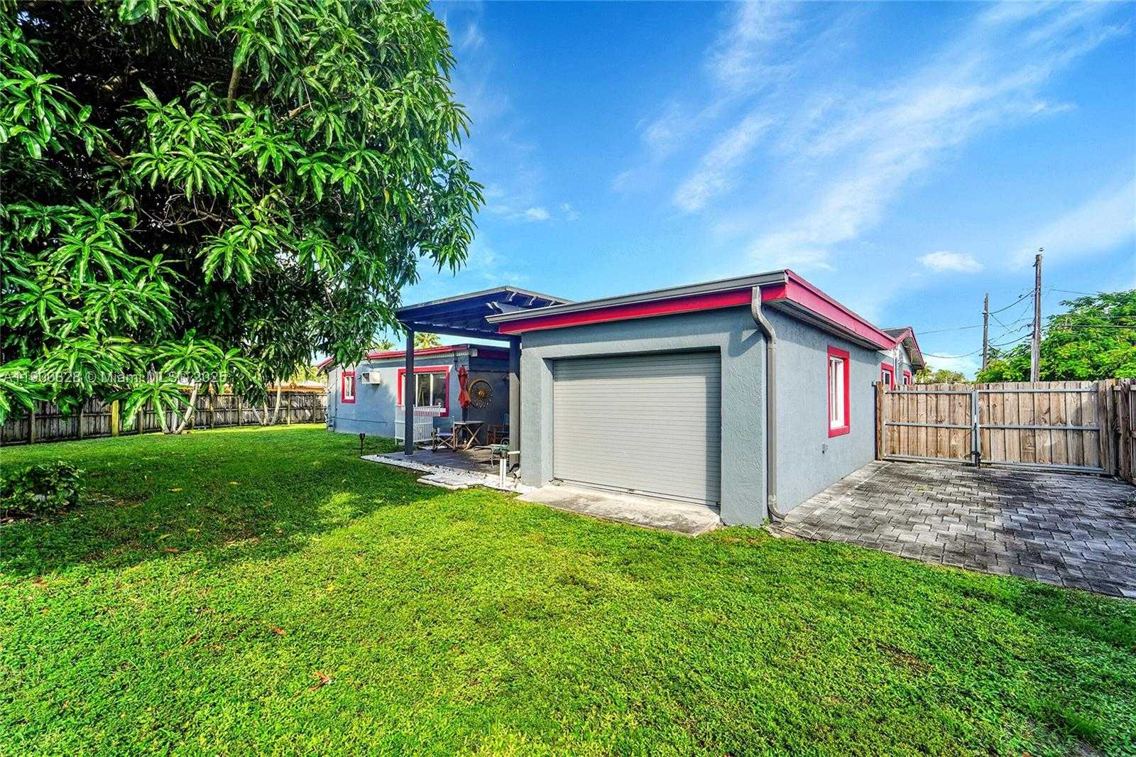 Small Image of 8370 NORTH WEST 185TH ST, Hialeah Number 22