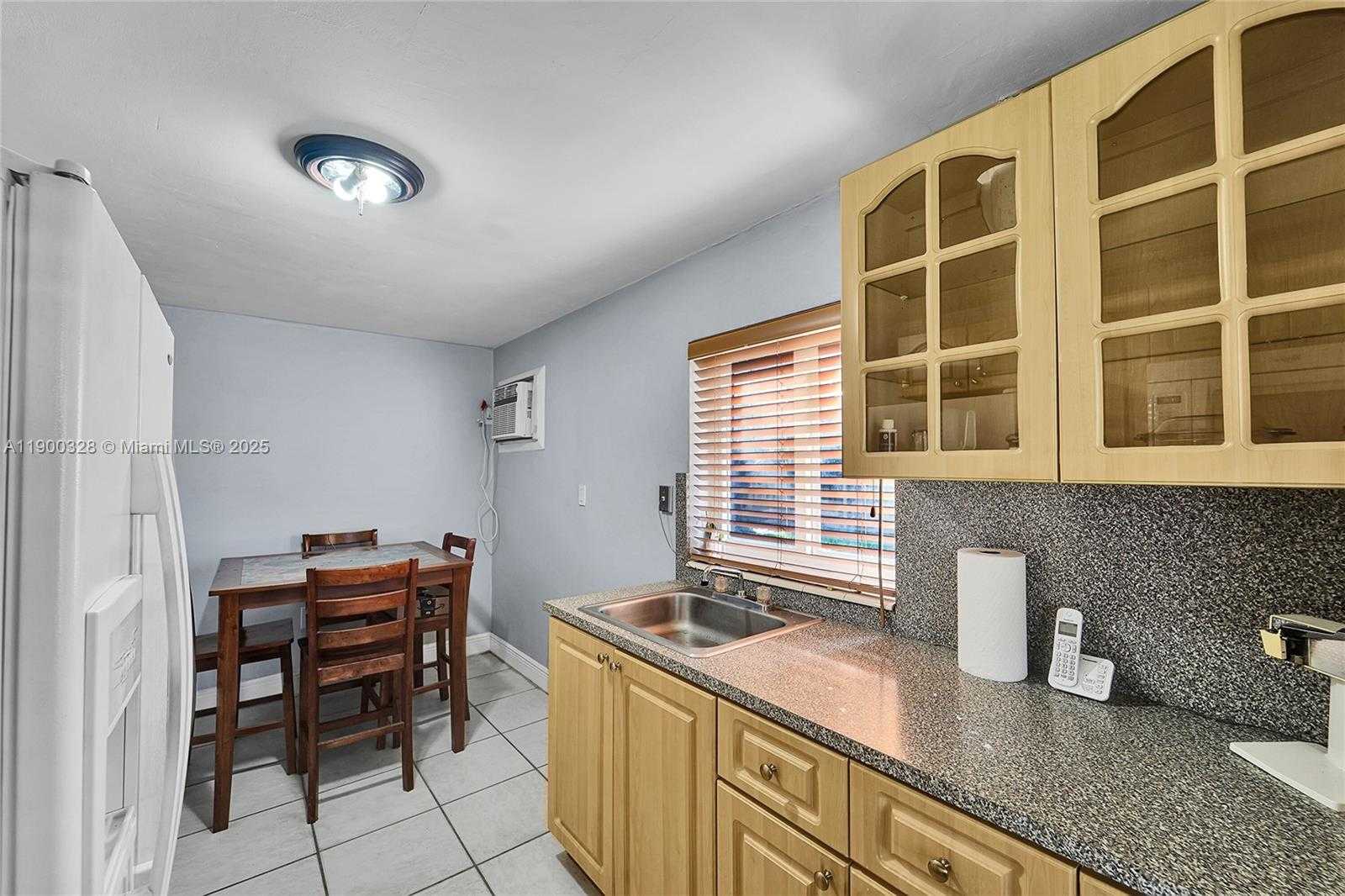 Small Image of 8370 NORTH WEST 185TH ST, Hialeah Number 24