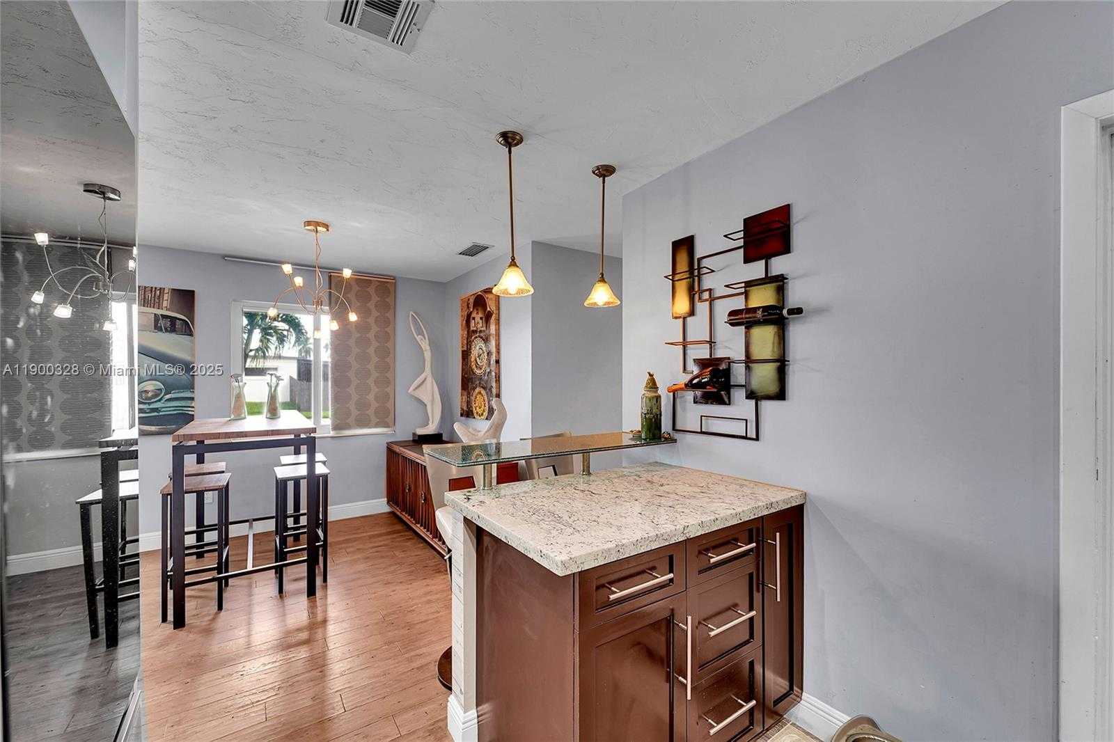 Small Image of 8370 NORTH WEST 185TH ST, Hialeah Number 5