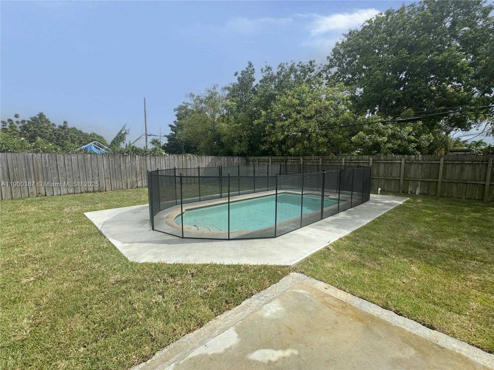 Small Image of 14730 SOUTH WEST 296TH ST, Homestead Number 15