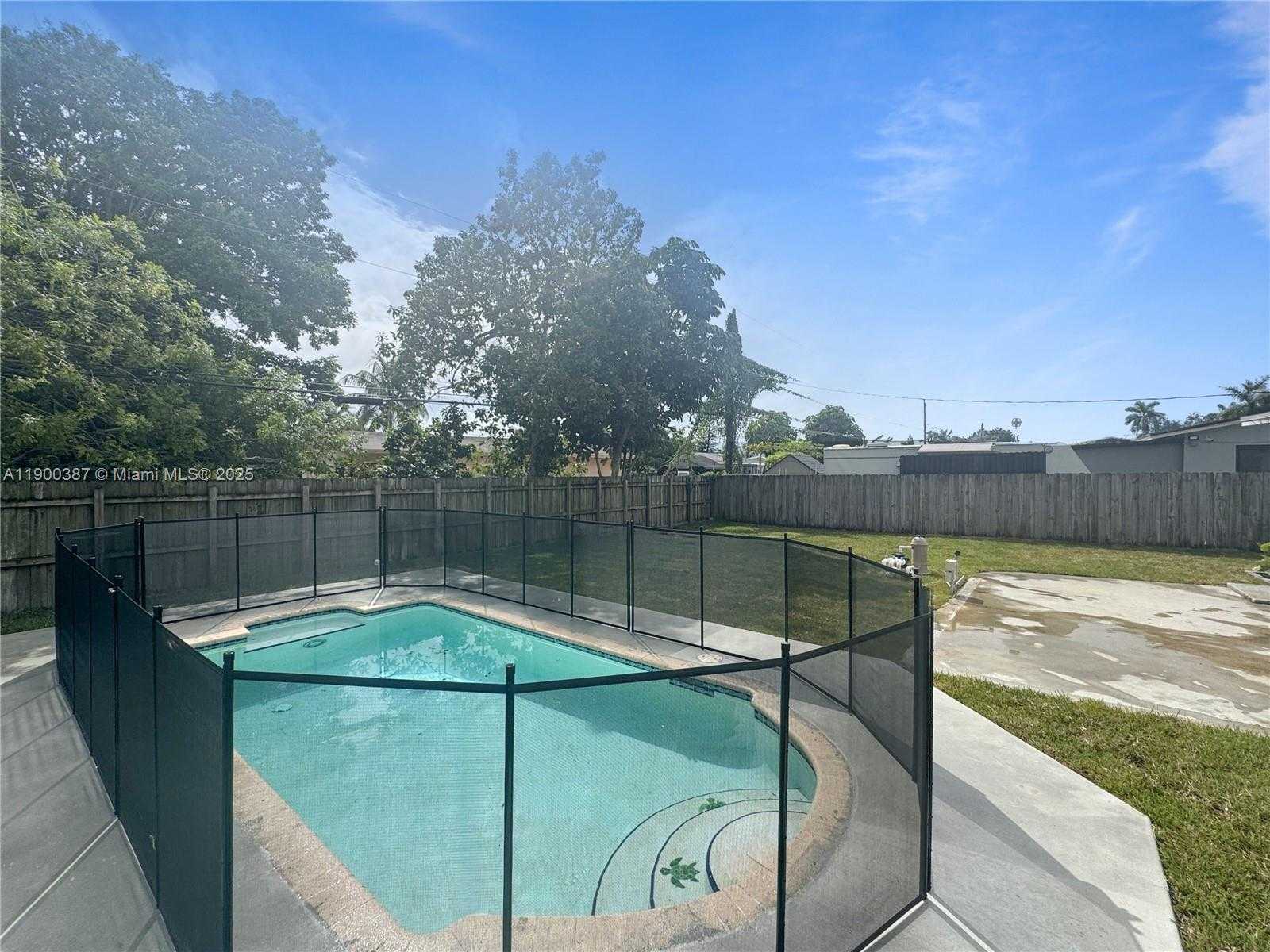 Small Image of 14730 SOUTH WEST 296TH ST, Homestead Number 16