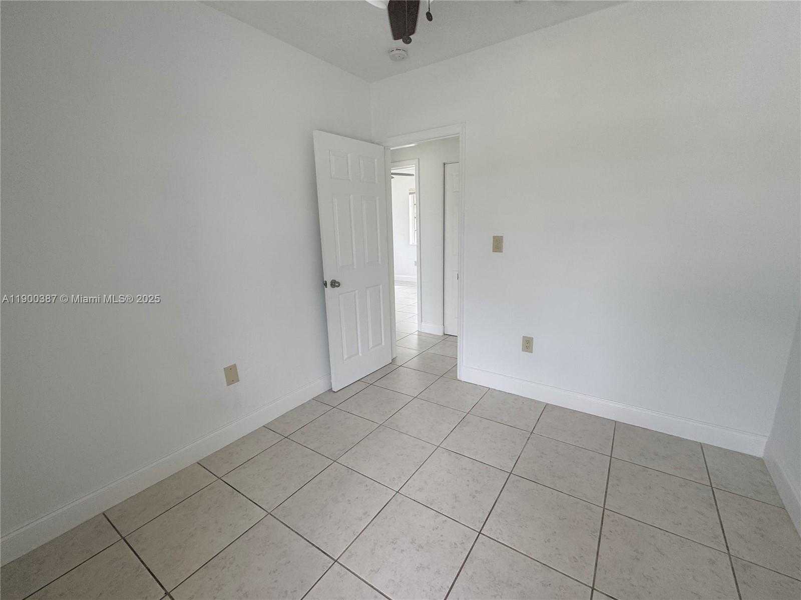 Small Image of 14730 SOUTH WEST 296TH ST, Homestead Number 21
