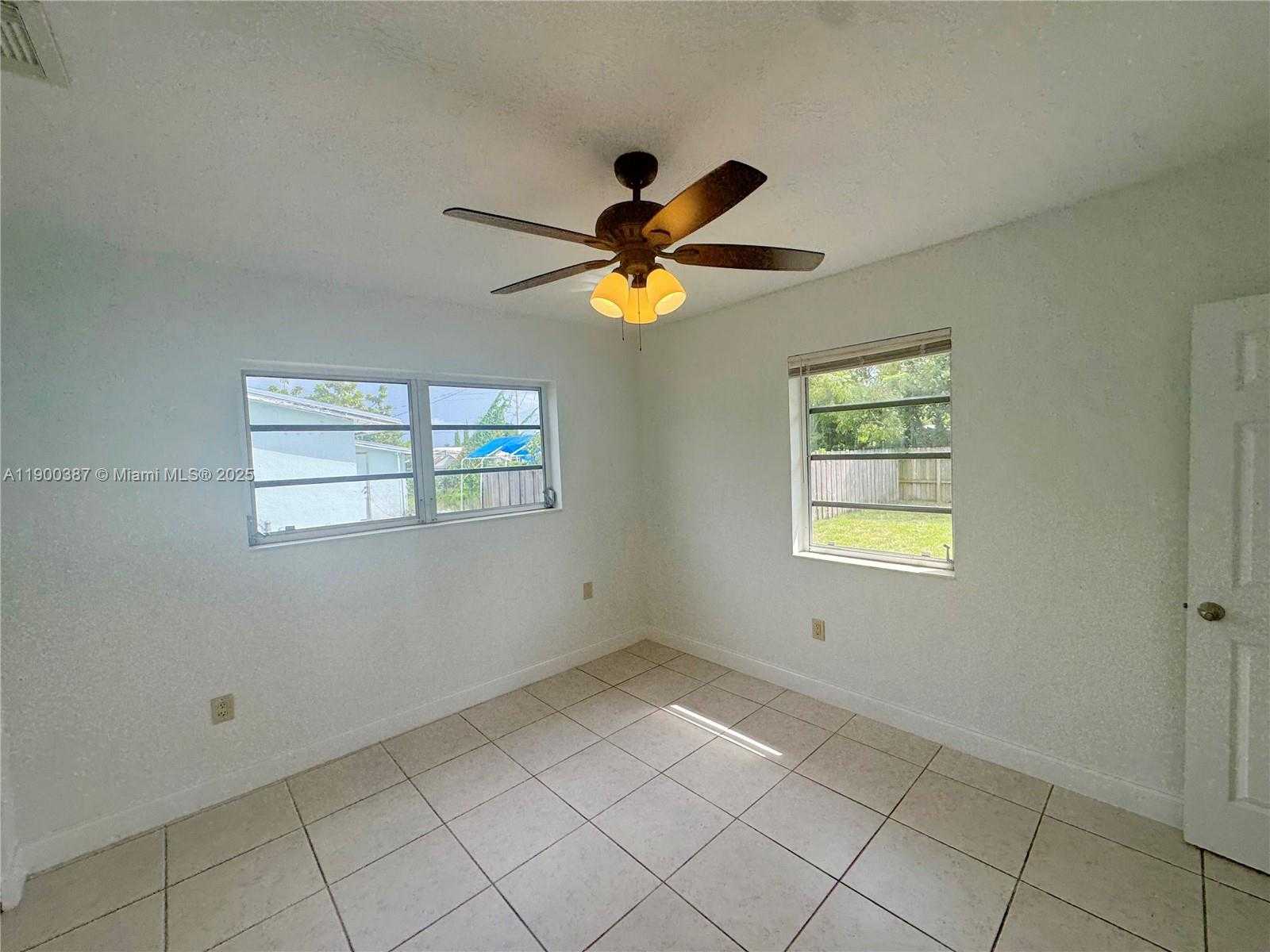Small Image of 14730 SOUTH WEST 296TH ST, Homestead Number 24