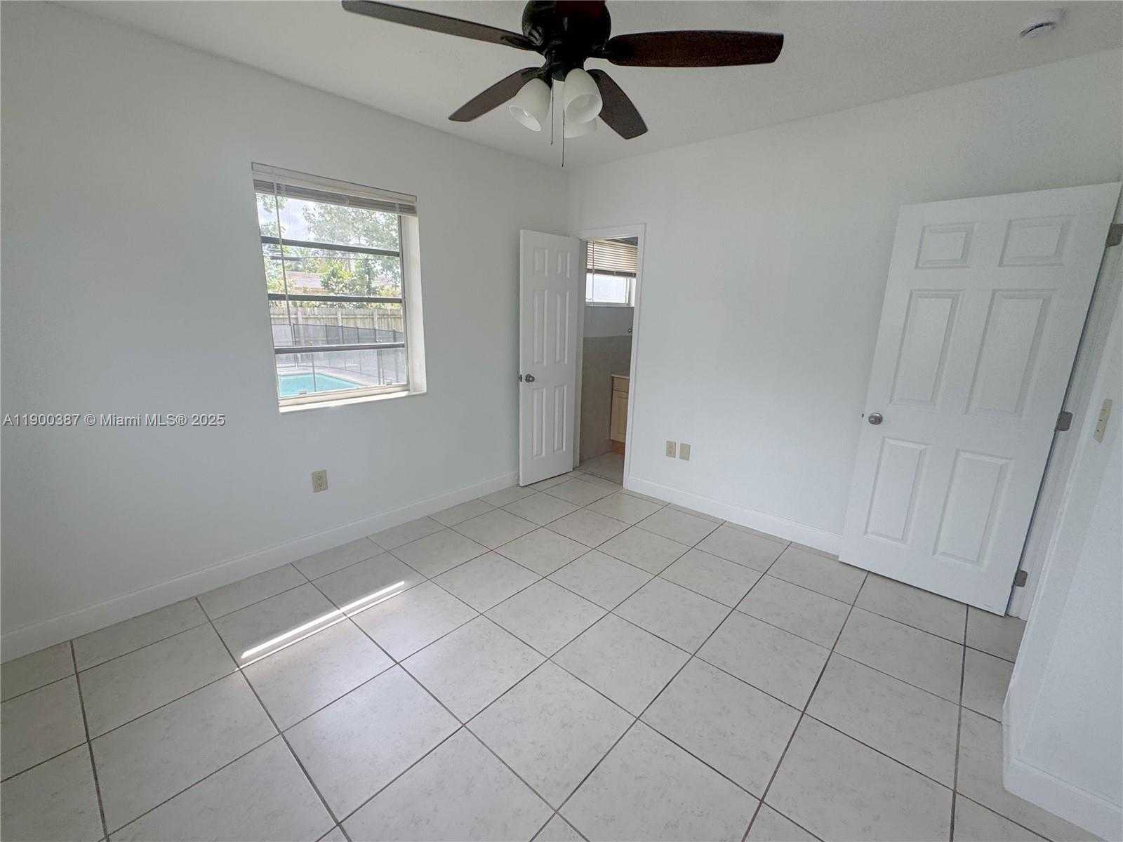 Small Image of 14730 SOUTH WEST 296TH ST, Homestead Number 25