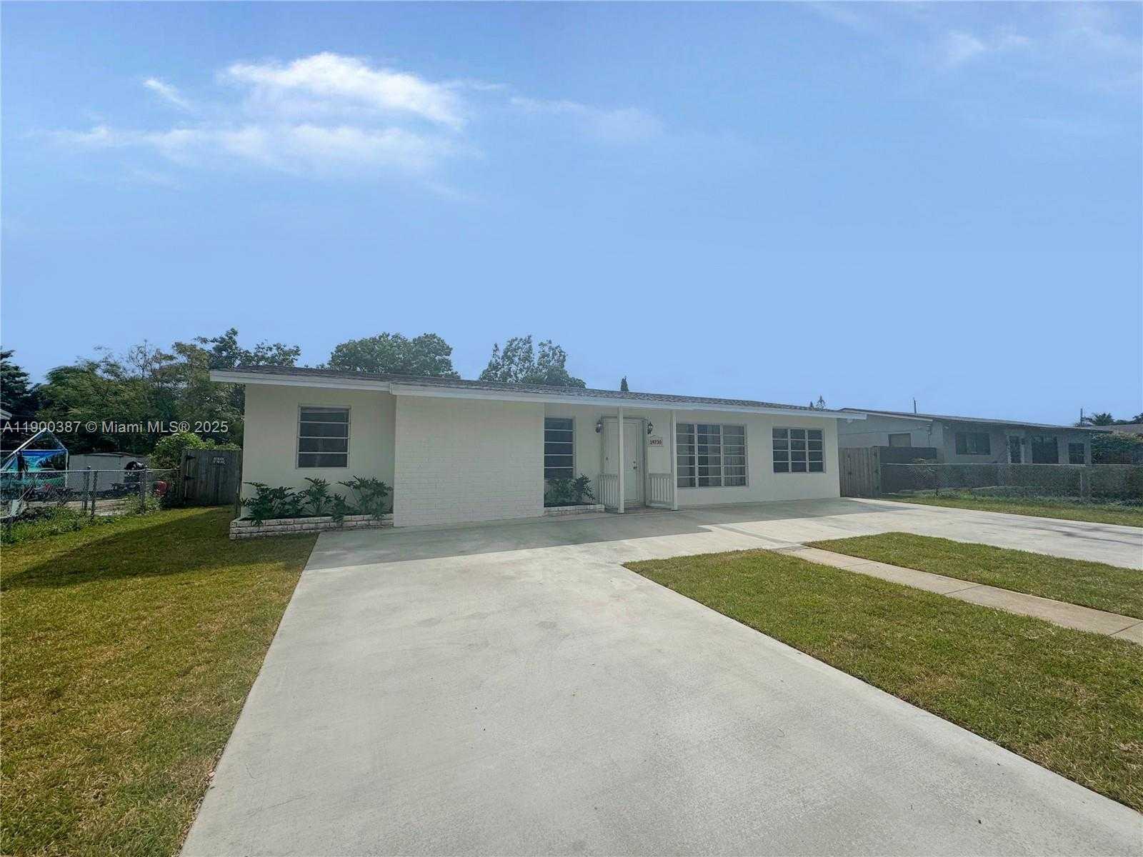 Small Image of 14730 SOUTH WEST 296TH ST, Homestead Number 3