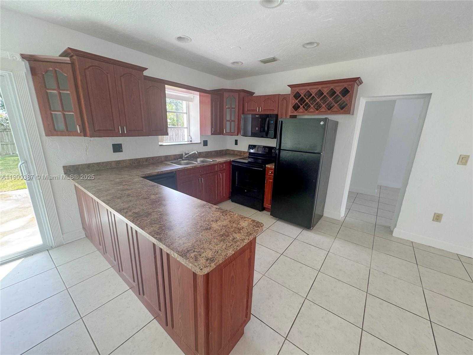 Small Image of 14730 SOUTH WEST 296TH ST, Homestead Number 8