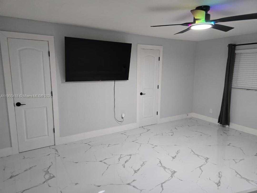 Small Image of 20925 SOUTH WEST 248TH ST, Homestead Number 18