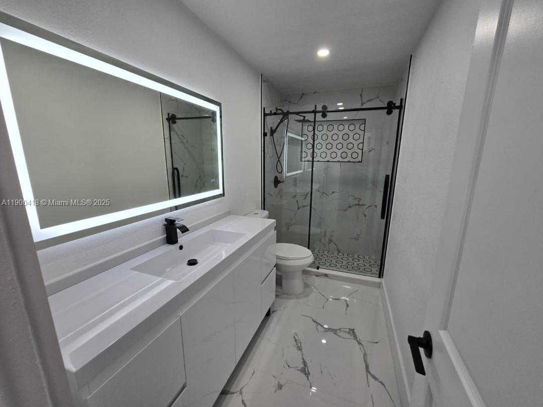 Small Image of 20925 SOUTH WEST 248TH ST, Homestead Number 21