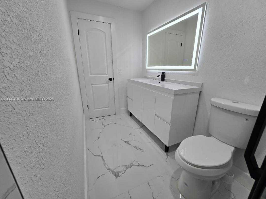Small Image of 20925 SOUTH WEST 248TH ST, Homestead Number 22