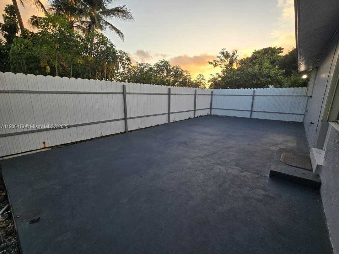 Small Image of 20925 SOUTH WEST 248TH ST, Homestead Number 42