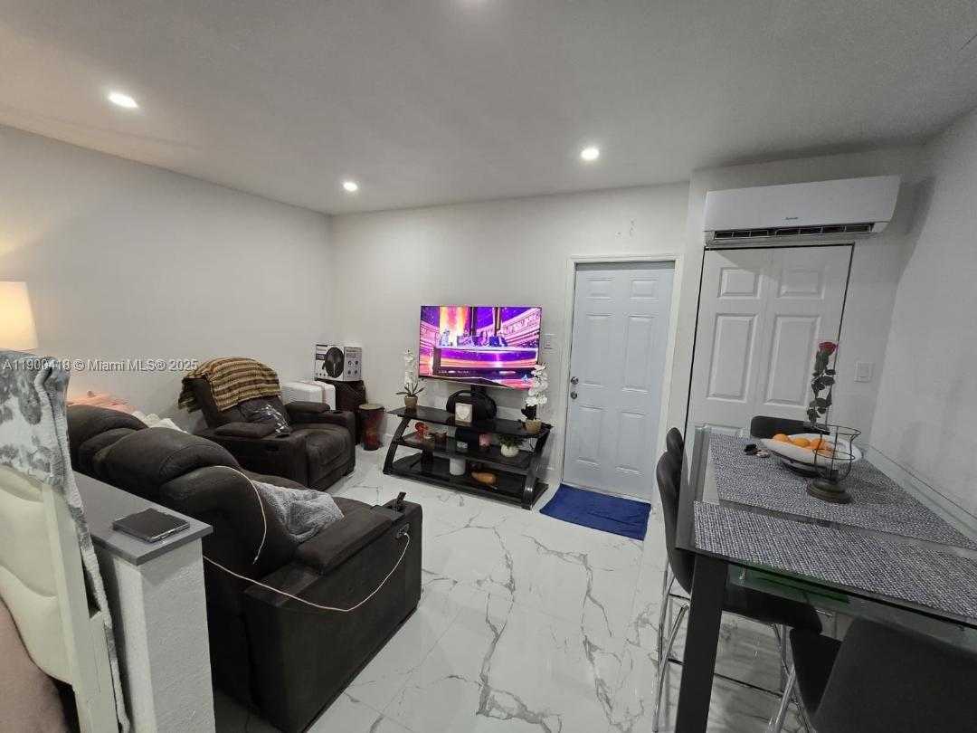 Small Image of 20925 SOUTH WEST 248TH ST, Homestead Number 57