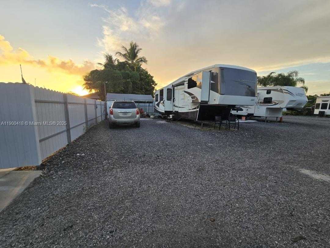 Small Image of 20925 SOUTH WEST 248TH ST, Homestead Number 63