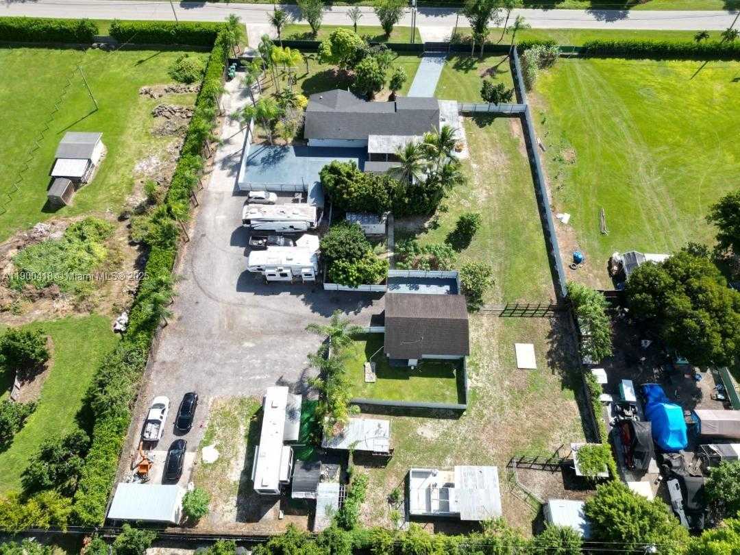 Small Image of 20925 SOUTH WEST 248TH ST, Homestead Number 69