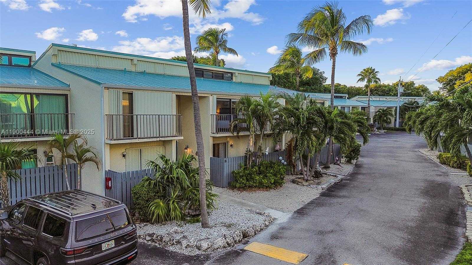 Small Image of 87200 OVERSEAS HWY UNIT S8, Islamorada Number 22